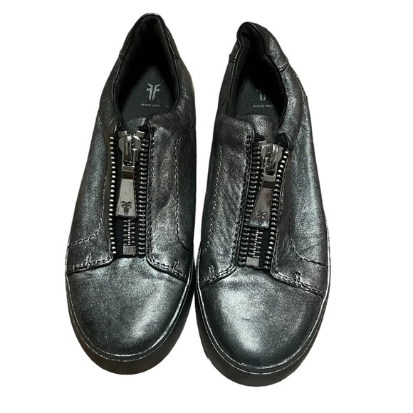Frye Lena black metallic low top zip up leather sneaker - Picture 2 of 10